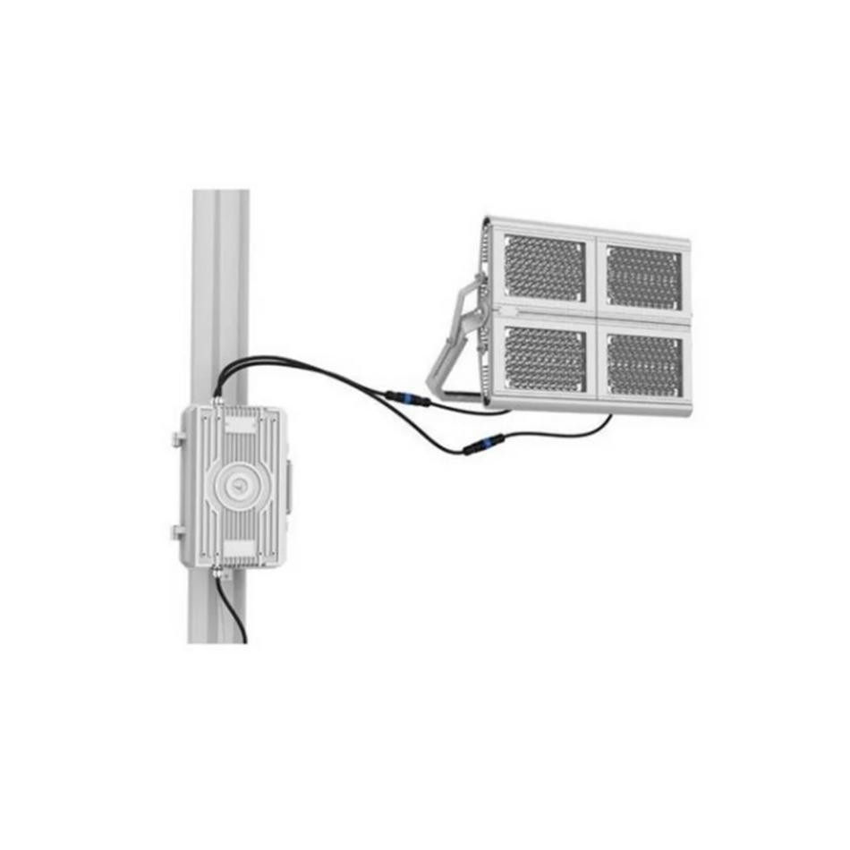 Reflector LED de Alta Potencia para Uso Exterior 1000W 120000lm 5700K IP66 DMX Apertura 12° Montaje Sobreponer LEDVANCE 85255